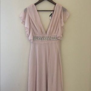 NWT TNFC London Peach Dress Size Medium